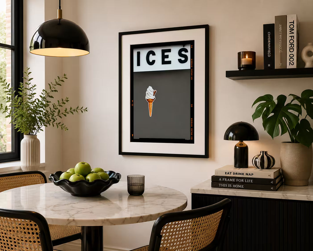 Richard Heeps Ices (Grey) in situ