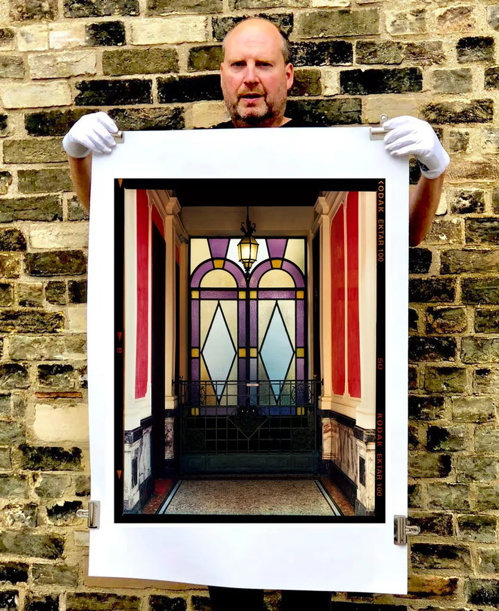 Richard Heeps holding Foyer VII, Milan, 2020