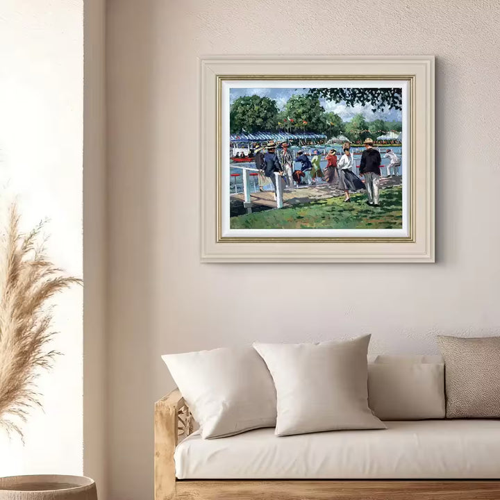 Sherree Valentine Daines Riverside Regatta in situ