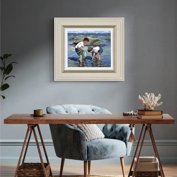 Sherree Valentine Daines Rockpool Treasures in situ