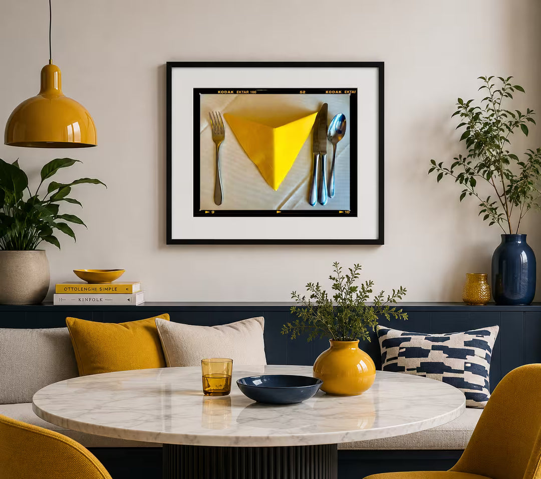 Richard Heeps Yellow Napkin in situ