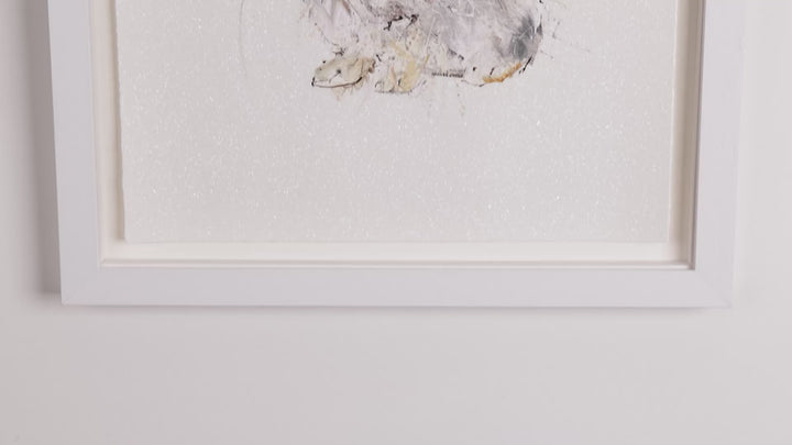 Little Bun by Dave White